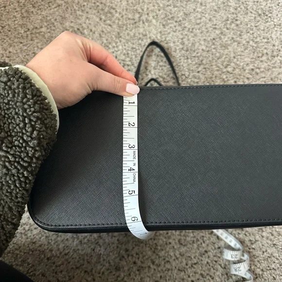 Michael Kors Classic Black Tote - Picture 8 of 9